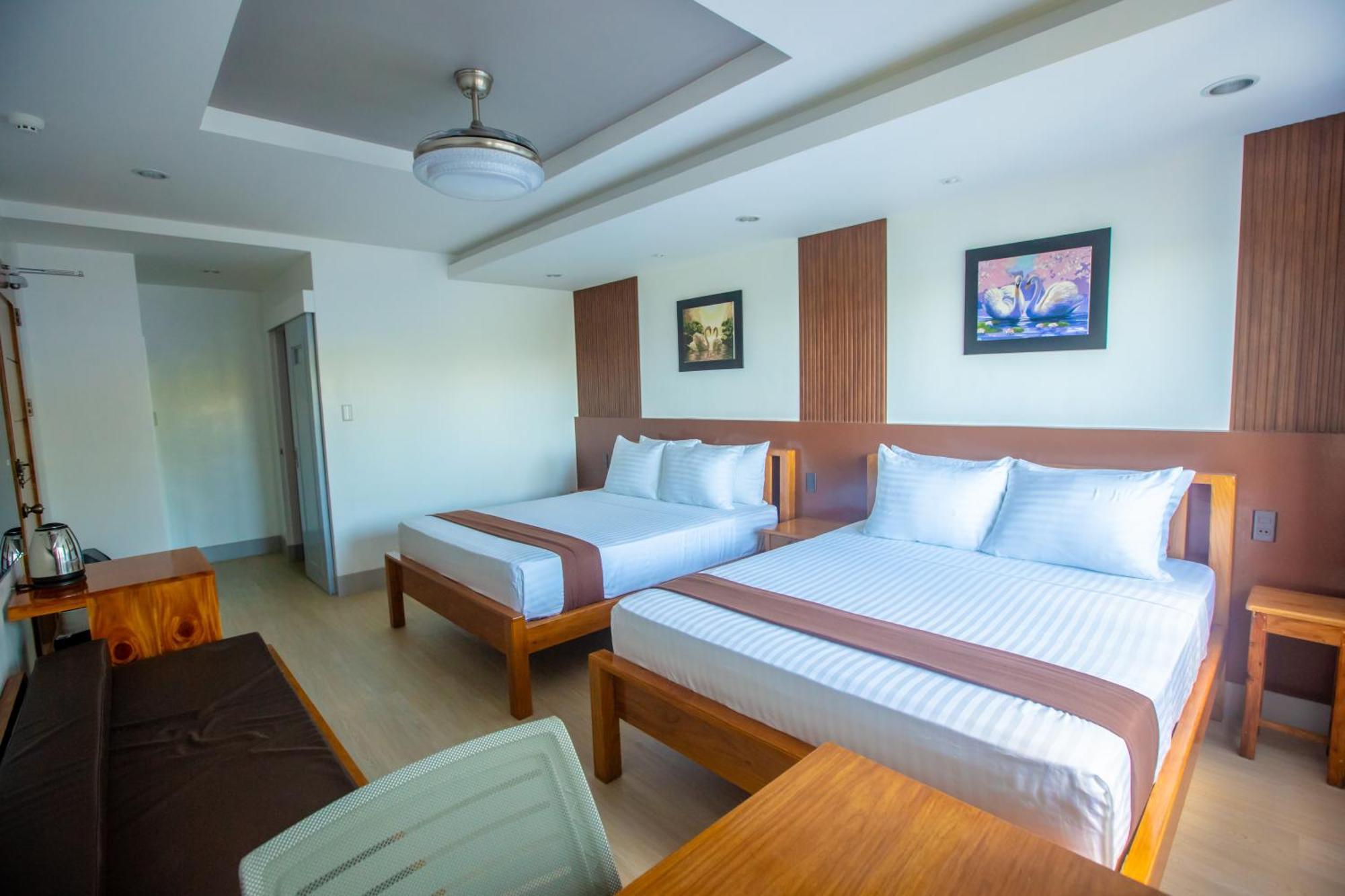 Horizon Hotel Romblon Extérieur photo