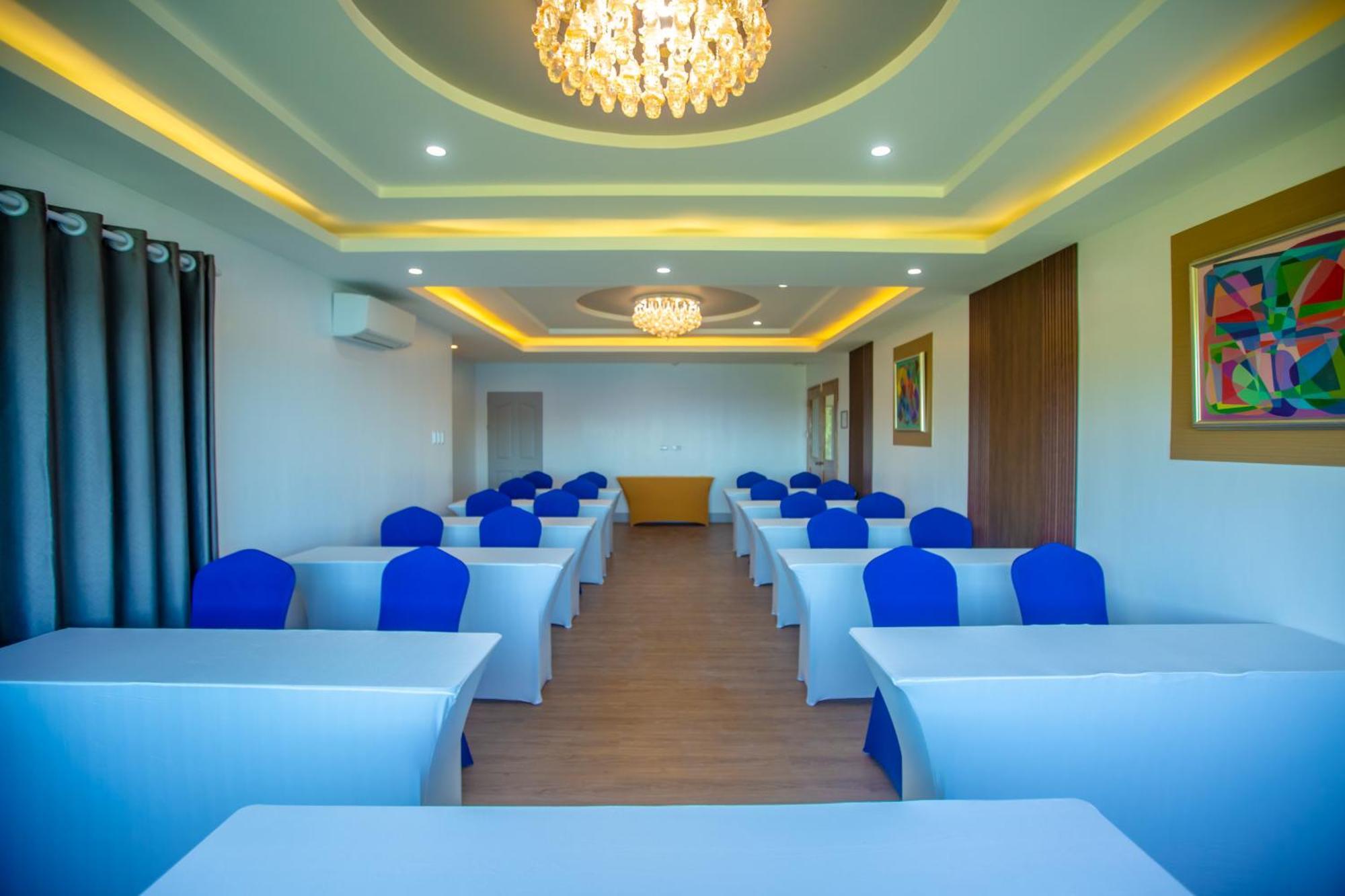 Horizon Hotel Romblon Extérieur photo