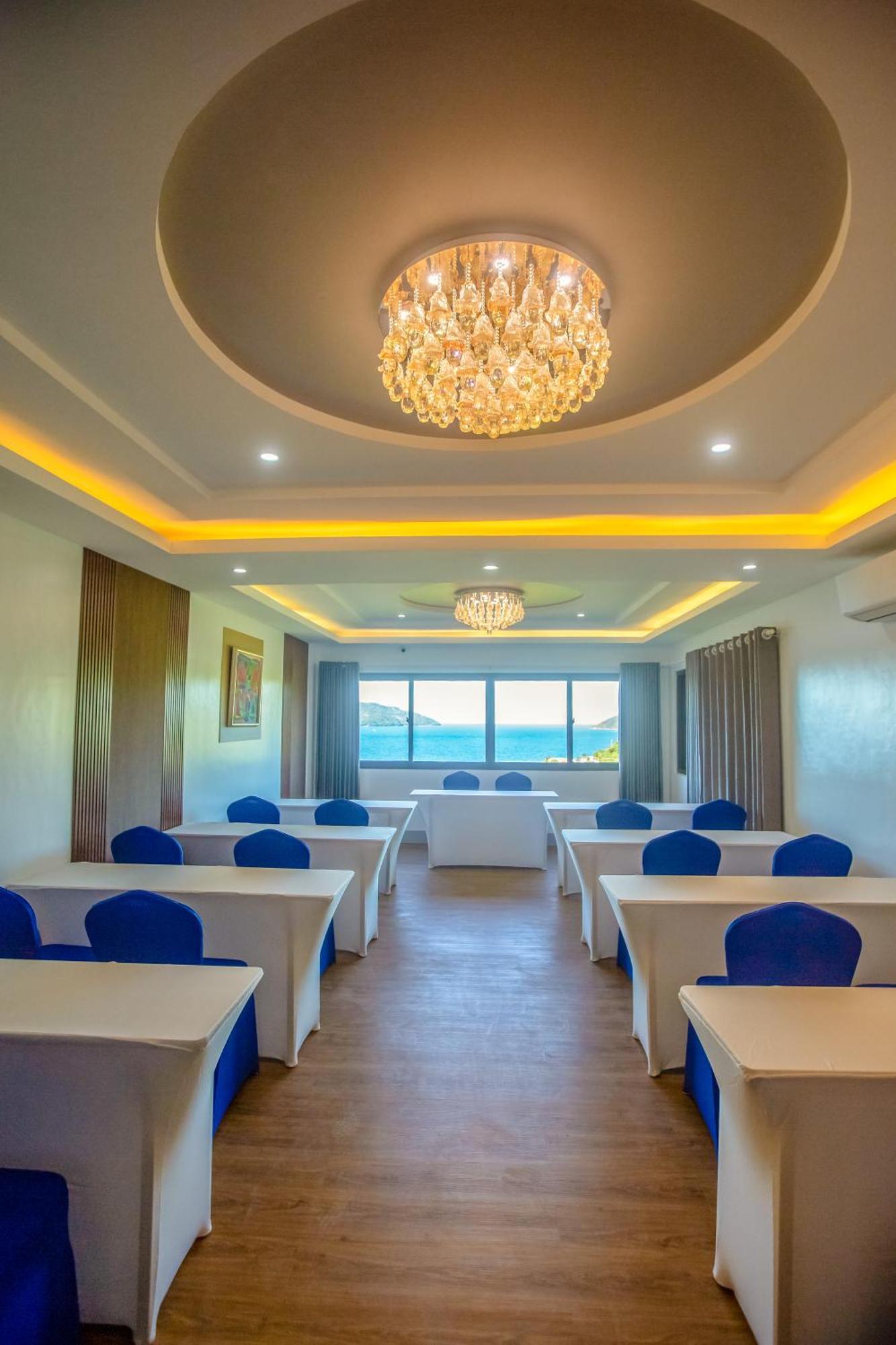 Horizon Hotel Romblon Extérieur photo