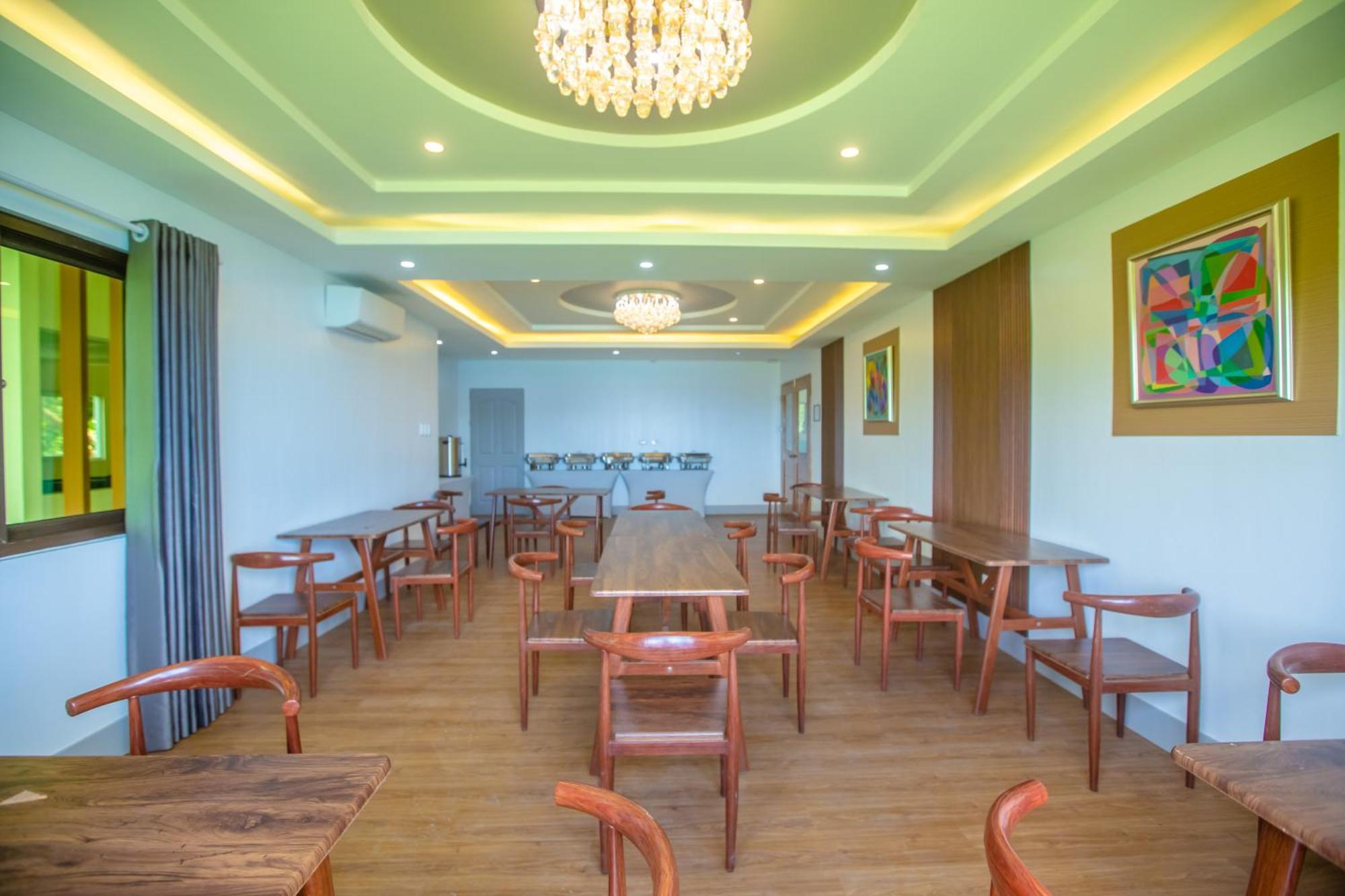 Horizon Hotel Romblon Extérieur photo