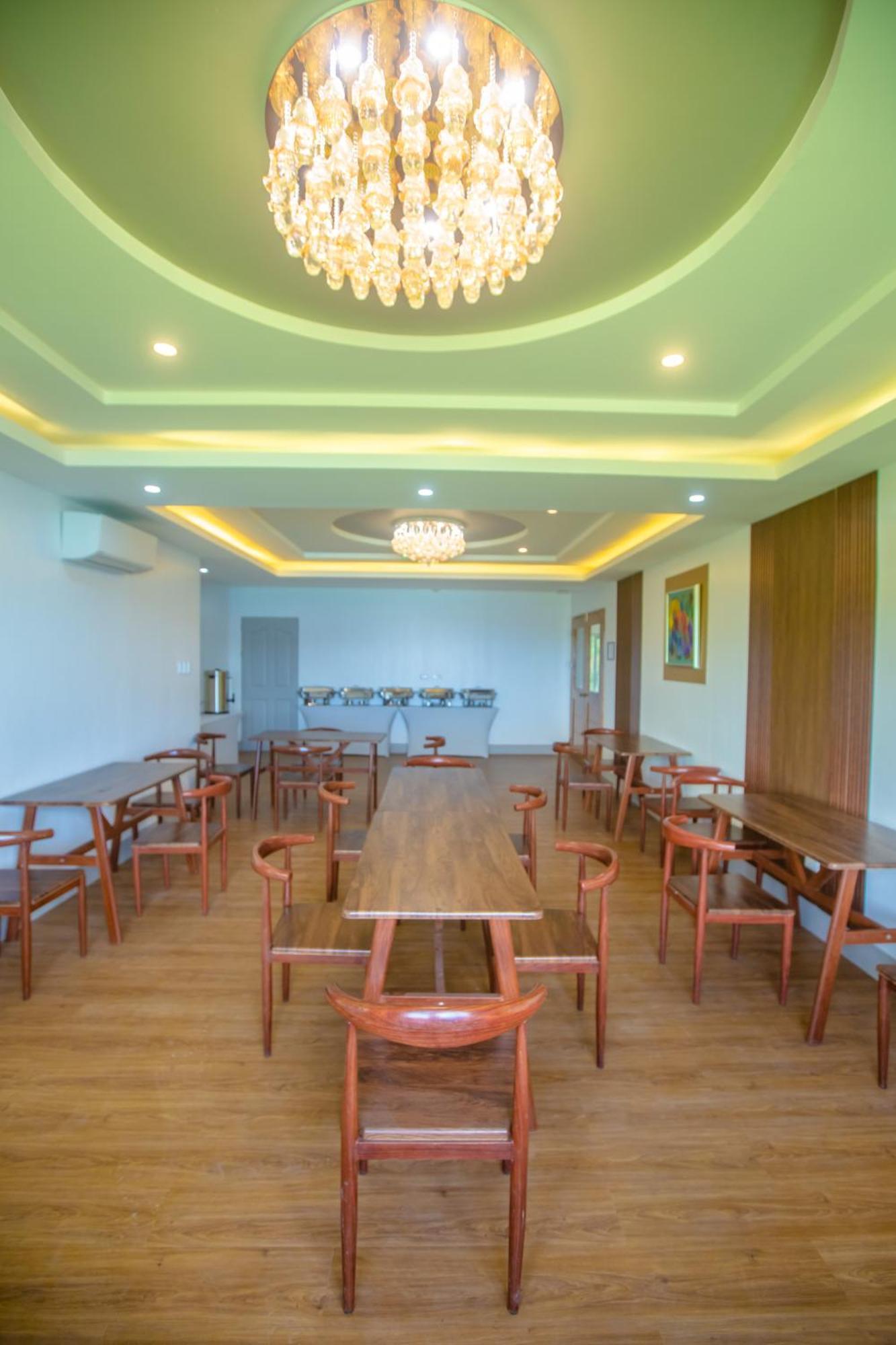 Horizon Hotel Romblon Extérieur photo